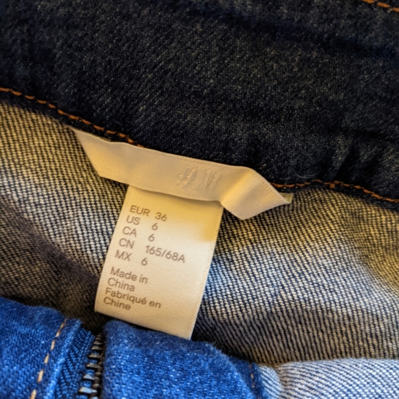 H&M Denim Meni Skirt - Picture 2 of 3